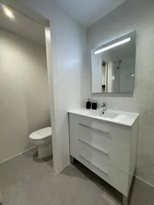Un baño de Apartamentos en la rambla