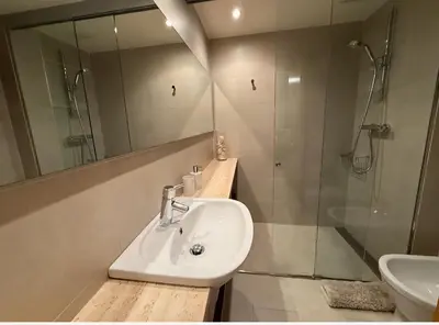 Un baño de El PI Apartamento con jardín a 2 minutos playa y 2 minutos centro
