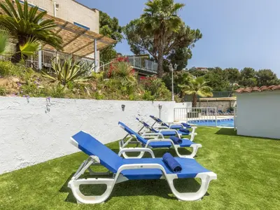 Piscina en o cerca de Villa Lemon Azul-1 by Interhome
