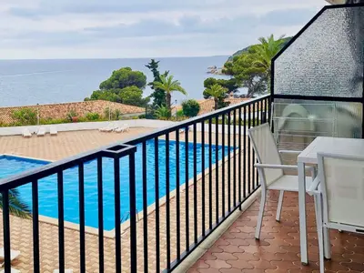 Piscina en o cerca de Studio Loomins studio by Interhome