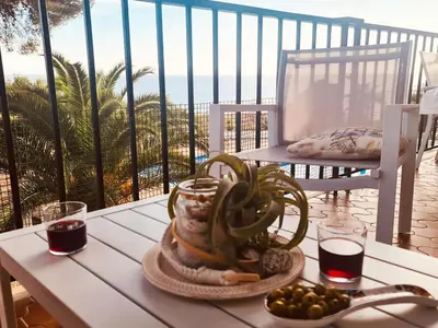 Comida en o cerca de este apartamento