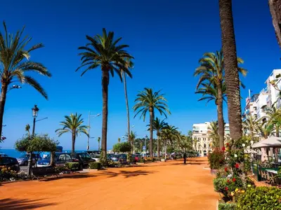 Plano de Apartment in Calella near the Beach