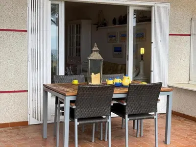Plano de Apartamento de 3 Habitaciones Frente al Mar en Platja d'Aro - ES-209-93