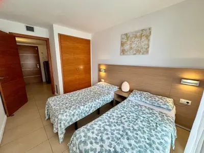 Cama o camas de una habitación en Apartment in Lloret de Mar with Pool and Parking