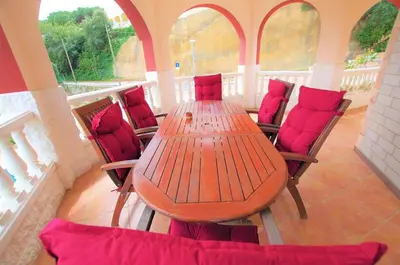 Zona de estar de V&V Lloret-Villa Christine, villa lujosa para 17 personas