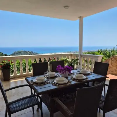 Villa Vista Alegria