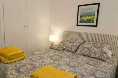 Cama o camas de una habitación en 2 bed. GF apartment in center of Begur w shared pool parking H62