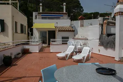 Un balcón o terraza de Apart. 1st sea line in Sa Tuna Begur H85
