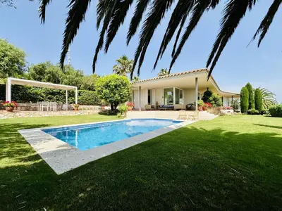 Piscina en o cerca de Miravall CostaBravaSi
