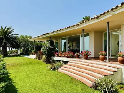 Jardín al aire libre en Miravall CostaBravaSi
