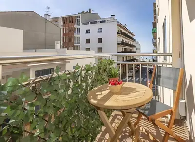 Un balcón o terraza de Apartament La Fleca