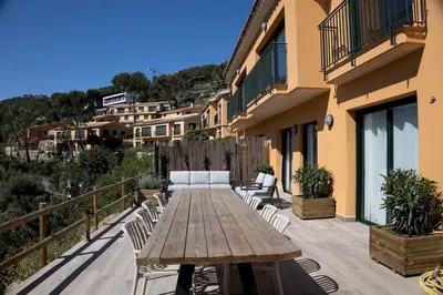 Un balcón o terraza de Semi-detached w views in Sa Tuna Begur H05