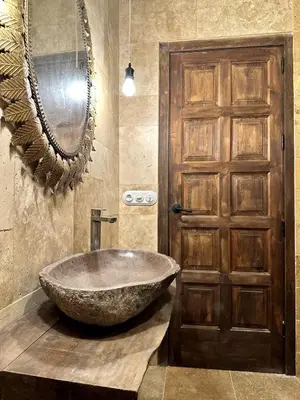 Un baño de Stone Rustic Beach apartment
