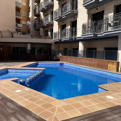 Tokyo Suite - Modern Apartment with Parking & Swimming Pool