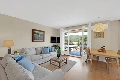 Zona de estar de Apartment in Calella de Palafrugell with a pool and parking