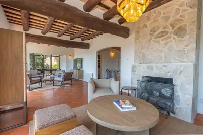 Zona de estar de Casa con piscina privada vistas al mar