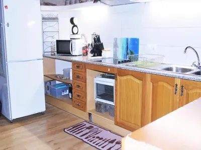 Una cocina o zona de cocina en Holiday Home in Catalonia near Cala Pedrosa Beach