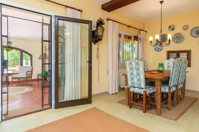 Plano de El Pigot - charming tranquil holiday home surrounded by nature with a private swimming pool