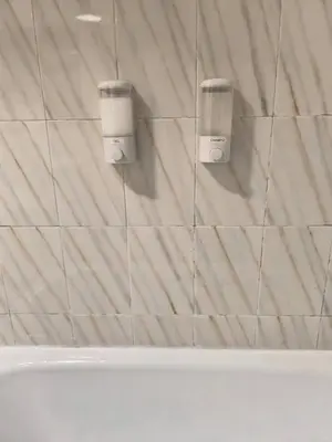 Un baño de Rincón en el centro de Palamós