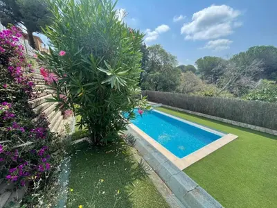 Piscina en o cerca de Mediterranean Peaceful Getaway