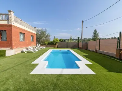 Piscina en o cerca de Villa Winahost Sant Cosme con piscina privada