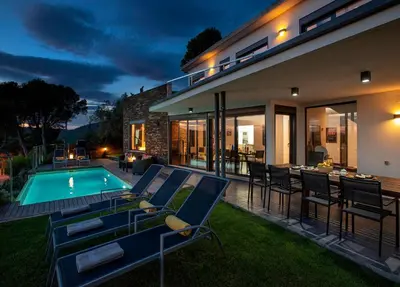 Piscina en o cerca de Villa Jimena