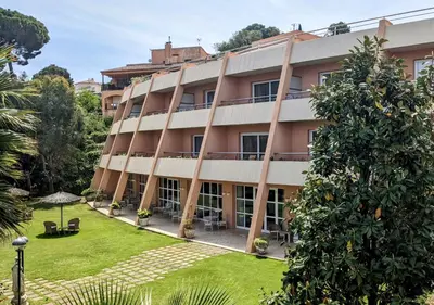 Edificio en el que se encuentra el hotel