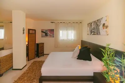 Cama o camas de una habitación en WELCS APARTAMENTO 284 PDA con terraza y vistas