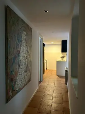 Una televisión o centro de entretenimiento en Old town Força nest