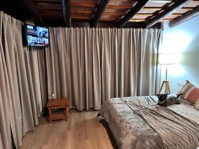 Cama o camas de una habitación en Seamount, Apartment beside Beach with Balcony
