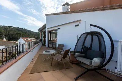 Un balcón o terraza de Seamount, Apartment beside Beach with Balcony