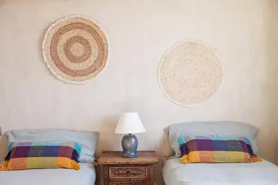Cama o camas de una habitación en Apartamento encantador en el Baix Empordà
