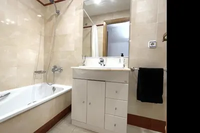 Un baño de LETS HOLIDAYS Nice apartment near beach Tossa 2