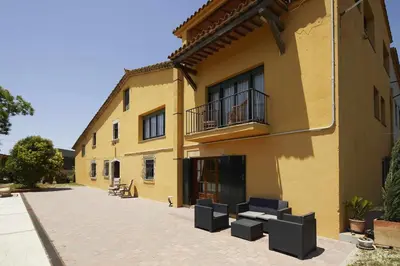 Edificio en el que se encuentra la casa o chalet