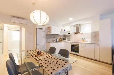 Una cocina o zona de cocina en Bravissimo Pedret, Barri Vell apartment
