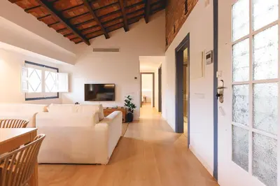 Una televisión o centro de entretenimiento en Bravissimo Santa Clara Penthouse 1, with 3-bedrooms