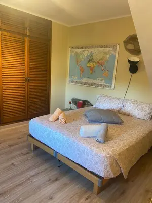 Cama o camas de una habitación en Charming village house for families & cyclists