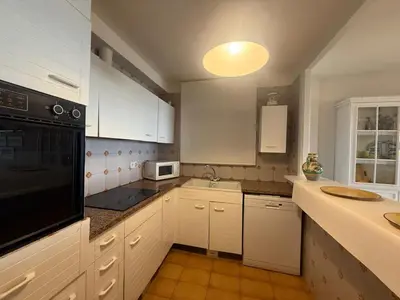 Una cocina o zona de cocina en VILLAS COSETTE Apartamento TAMARIUS
