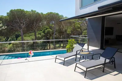 Piscina en o cerca de VILLAS COSETTTE Villa VICENC