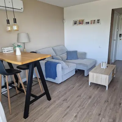 Zona de estar de Apartamento con vistas al mar y montaña - Piscina