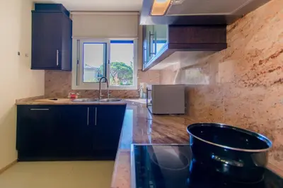 Una cocina o zona de cocina en WELCS APARTAMENTO 289 PDA con piscina comunitaria