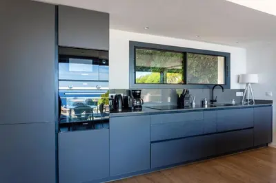 Una cocina o zona de cocina en 