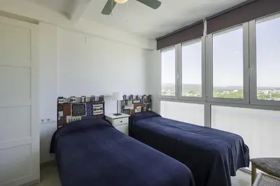 Cama o camas de una habitación en Apartamento con vistas al mar en Platja d'Aro