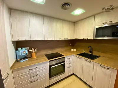 Una cocina o zona de cocina en Brezza Suite - Modern Apartment with Swiming Pool