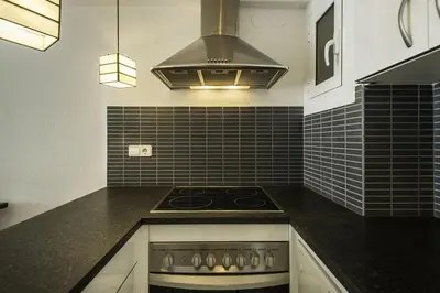 Una cocina o zona de cocina en Apartamento en primera línea con espectaculares vistas al mar