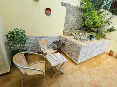 Jardín al aire libre en Com Casa Nostra