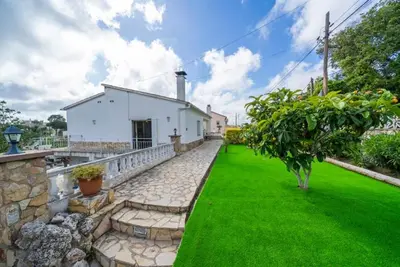 Plano de Casa Feliç, 6 people, fireplace and HotTub