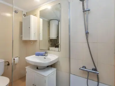 Un baño de Apartment Coto Faisán Sun & Nature by Interhome