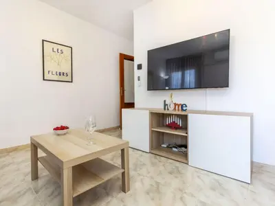 Una cocina o zona de cocina en Apartment Costa Brava by Interhome