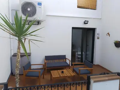 Plano de Casa Bella, Your Catalan home between the sea and Barcelona